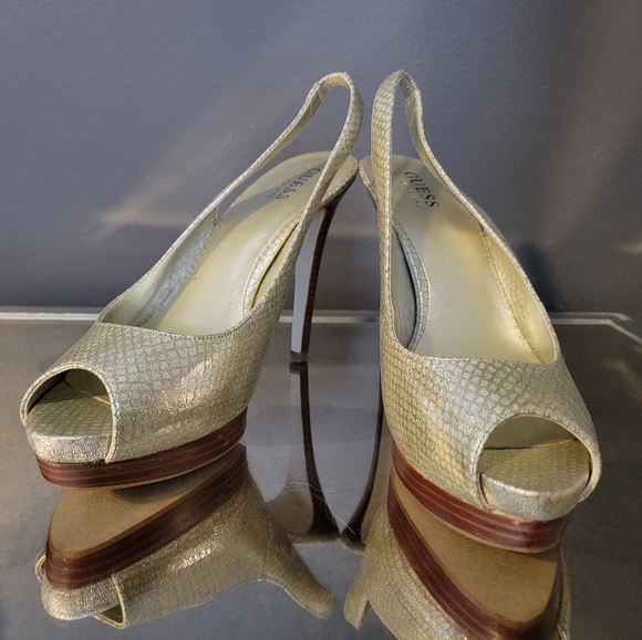 Guess Gold Platform Slingback Pumps - Picture 2 of 3